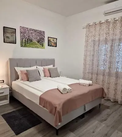 Titonel Savudrija