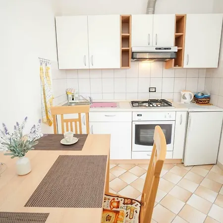 Guest house Titonel