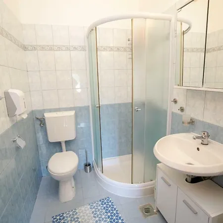 Titonel Guest house 3*