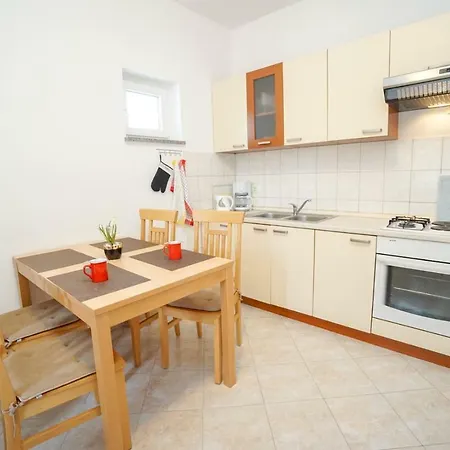 Titonel 3* Savudrija