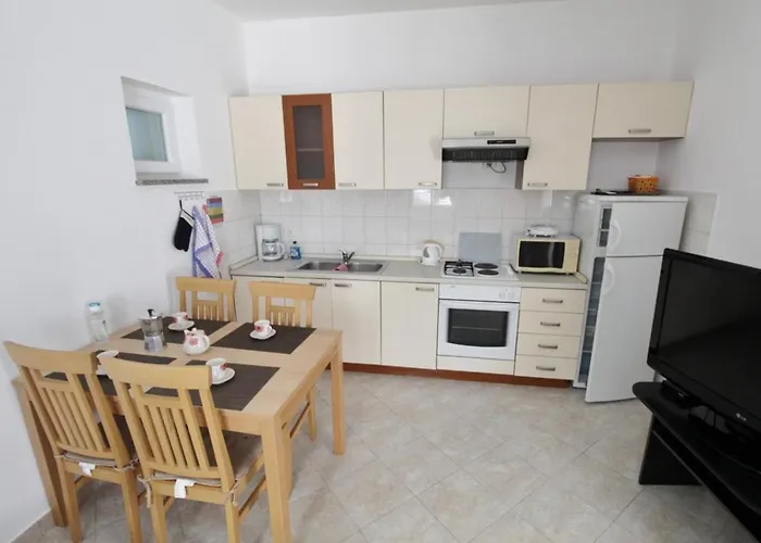 Titonel Gostinjska kuća Savudrija