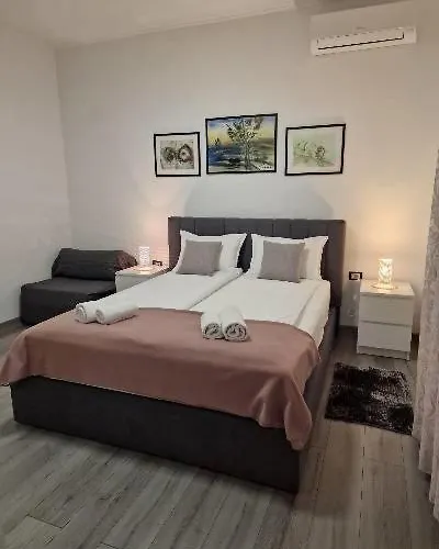 Titonel Gostinjska kuća